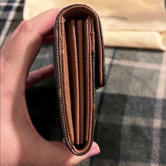 Large wallet - Picture 13 of 17